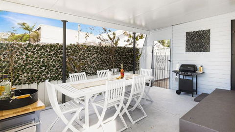 Salamander Sweet Foreshore Drive - Goulburn Accommodation 0