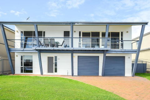 Salt - Aldinga Beach - C21 SouthCoast Holidays - Goulburn Accommodation 0