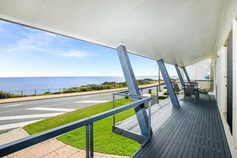 Salt - Aldinga Beach - C21 SouthCoast Holidays - Goulburn Accommodation 1