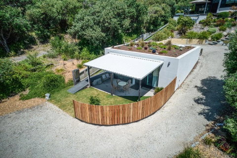 SALT Luxury Couples Bungalow - Goulburn Accommodation 0