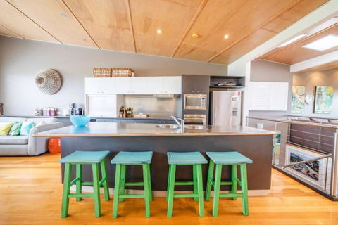 Saltwater 5 - Sleeps 8 - Close To Main Beach - Goulburn Accommodation 1