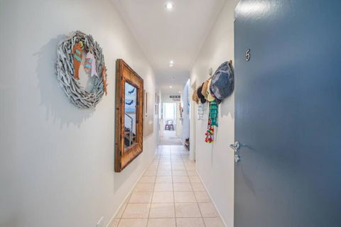 Saltwater 5 - Sleeps 8 - Close To Main Beach - Goulburn Accommodation 3