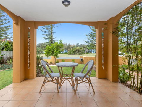 Salty Kisses On Marine Parade - Goulburn Accommodation 0