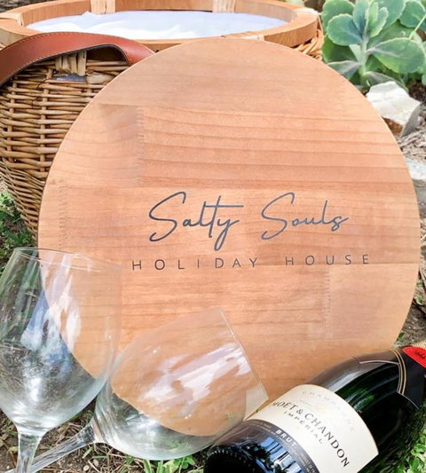 Salty Souls - Goulburn Accommodation 0