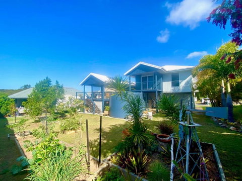 Salty Souls - Goulburn Accommodation 3