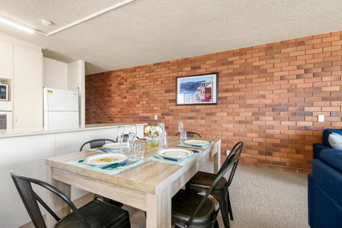 San Clemente Unit 4 24 Orvieto Terrace - Goulburn Accommodation 1