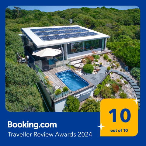 SALT Luxury Couples Villa - Goulburn Accommodation 1