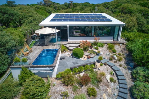 SALT Luxury Couples Villa - Goulburn Accommodation 2