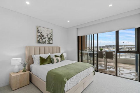 Sailview Escape - A Tranquil Marina Hideaway - Goulburn Accommodation 1