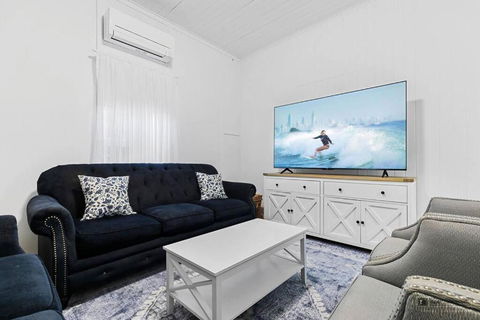 Sandown Beachside Cottage - Goulburn Accommodation 1