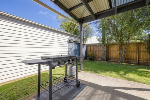 Sandy Beach House Cowes - Goulburn Accommodation 3