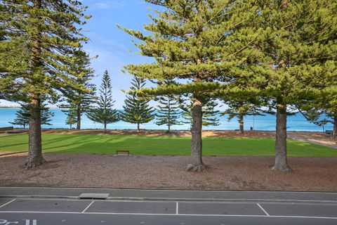 SEABREEZE At Victor Harbor - Goulburn Accommodation 1