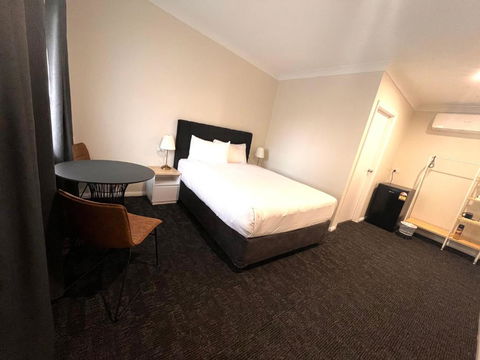 Seven Inn - Goulburn Accommodation 1
