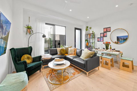 StayCentral - Boulevard Gardens (Coburg) - Goulburn Accommodation 0