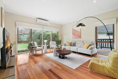 Stunning Family Home The Heart Of Box Hill North - Goulburn Accommodation 0