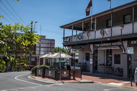 The Corner Hotel Alexandra - Goulburn Accommodation 0