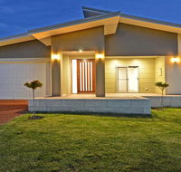 Beaufortia Views - Goulburn Accommodation