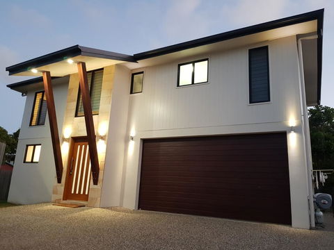 Beautiful Modern Luxury - Goulburn Accommodation 2