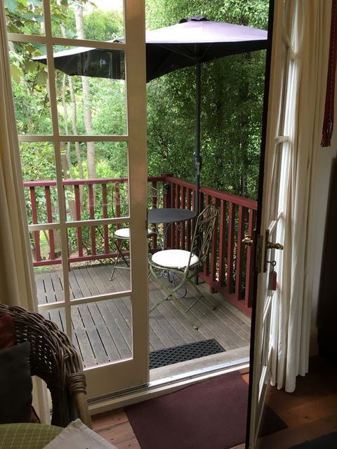 Belgrave Hideaway - Goulburn Accommodation 2