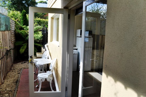 Belton Apartments - The Studio - Goulburn Accommodation 2