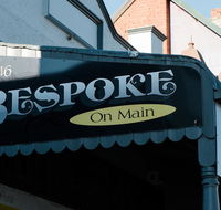 Bespoke On Main - Goulburn Accommodation