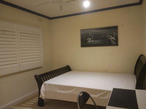 Big Room 12km To City Near Boxhill, Melbourne - Goulburn Accommodation 0
