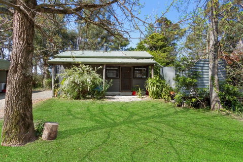 BLUE APPLE LODGE - Goulburn Accommodation 0