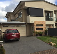 Blue Wren Retreat - Goulburn Accommodation