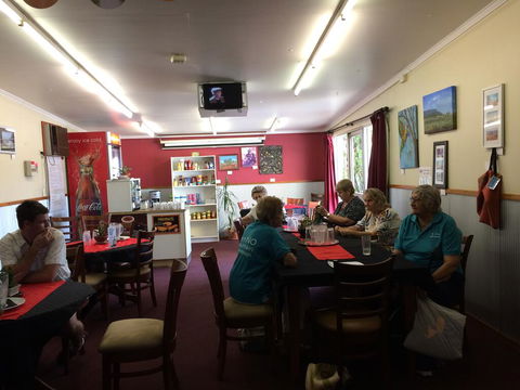 Bluff Hotel - Goulburn Accommodation 1