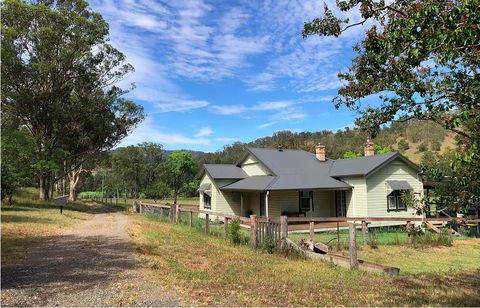 Bobby's Country Rental - Goulburn Accommodation 0