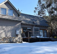 Bollygums - Goulburn Accommodation
