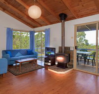 Bombina Cottages - Goulburn Accommodation
