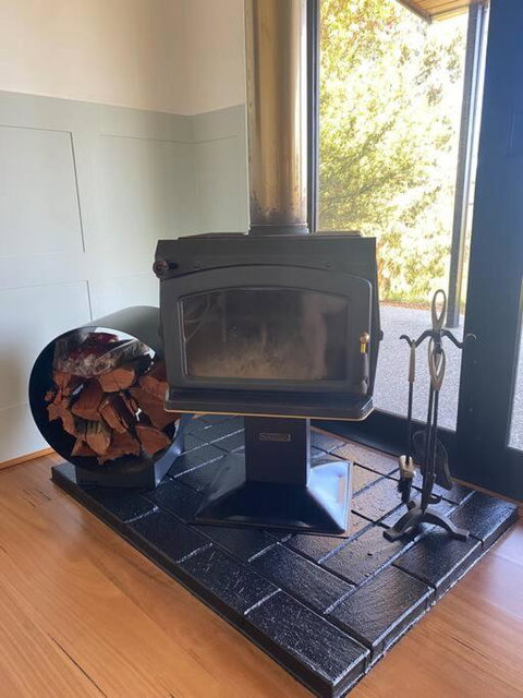 The Zen Den - Goulburn Accommodation 2