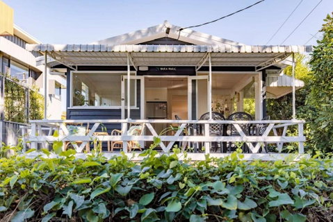 Wara Wara On Moffat Beach Foreshore - Goulburn Accommodation 0