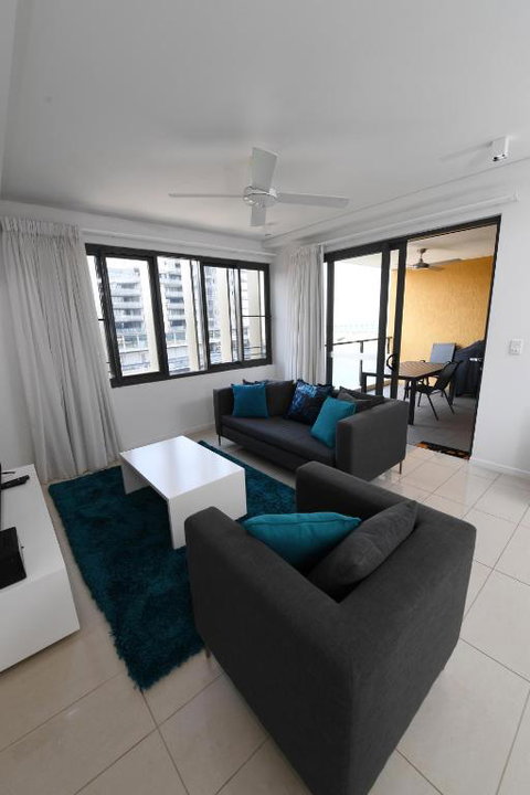WATERFRONT DARWIN TROPICAL GEM - Goulburn Accommodation 3