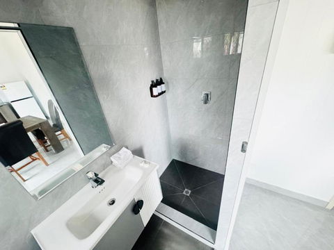 Darwin Resort - Goulburn Accommodation 2