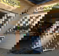 Small Group Adelaide Hills and Hahndorf Hideaway Tour from Adelaide - Goulburn Accommodation