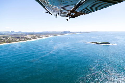 Deluxe Seaplane Tour Noosa To Glasshouse Adventure For 2 With Photobook - Goulburn Accommodation 5