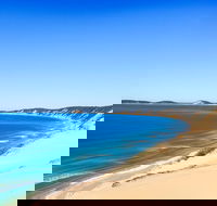 Kayak with Dolphins and 4WD Great Beach Drive Day Trip from Noosa - Goulburn Accommodation