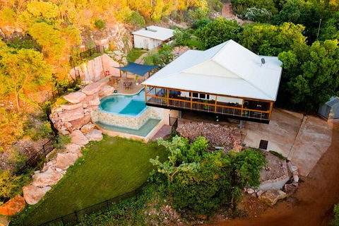 Wet Season Incredible Islands Tour - Horizontal Falls & Cygnet Bay Pearl Farm - Goulburn Accommodation 5