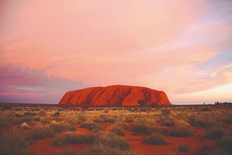 3-Day Alice Springs To Uluru (Ayers Rock) Via Kings Canyon Tour - Goulburn Accommodation 0