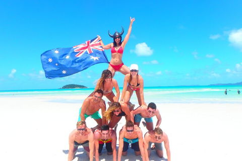 Sail, Snorkel, SUP & Kayak Charter Whitsundays - Goulburn Accommodation 3