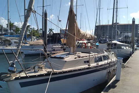 Townsville Small Group Sunset Sail Sailing Cruise Boat Tour Charter Hire - Goulburn Accommodation 1