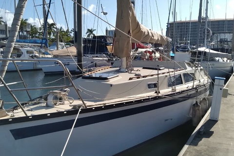 Townsville Small Group Sunset Sail Sailing Cruise Boat Tour Charter Hire - Goulburn Accommodation 3
