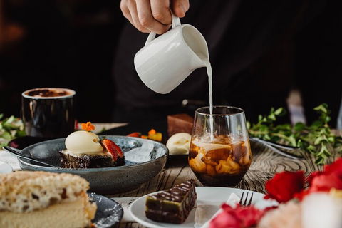 Adelaide Hills Food, Wine, Cheese, & Chocolate - Private Day Tour - Goulburn Accommodation 5