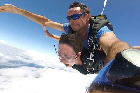 Byron Bay Tandem Sky Dive - Goulburn Accommodation 2