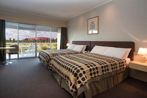 3-Day Uluru-Kata Tjuta And Kings Canyon 4WD Small-Group Eco-Tour From Alice Springs - Goulburn Accommodation 0