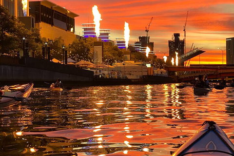 Melbourne Sunset Kayaking Experience With Dinner - Goulburn Accommodation 4