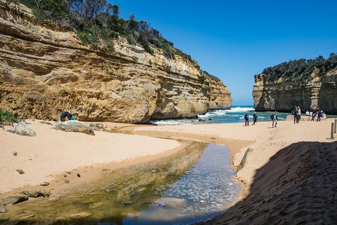 Great Ocean Road Reverse Itinerary With 12 Apostles From Melbourne - Goulburn Accommodation 2