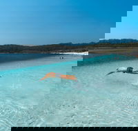 Lake McKenzie Full-Day Tour with Lunch from Hervey Bay - Goulburn Accommodation